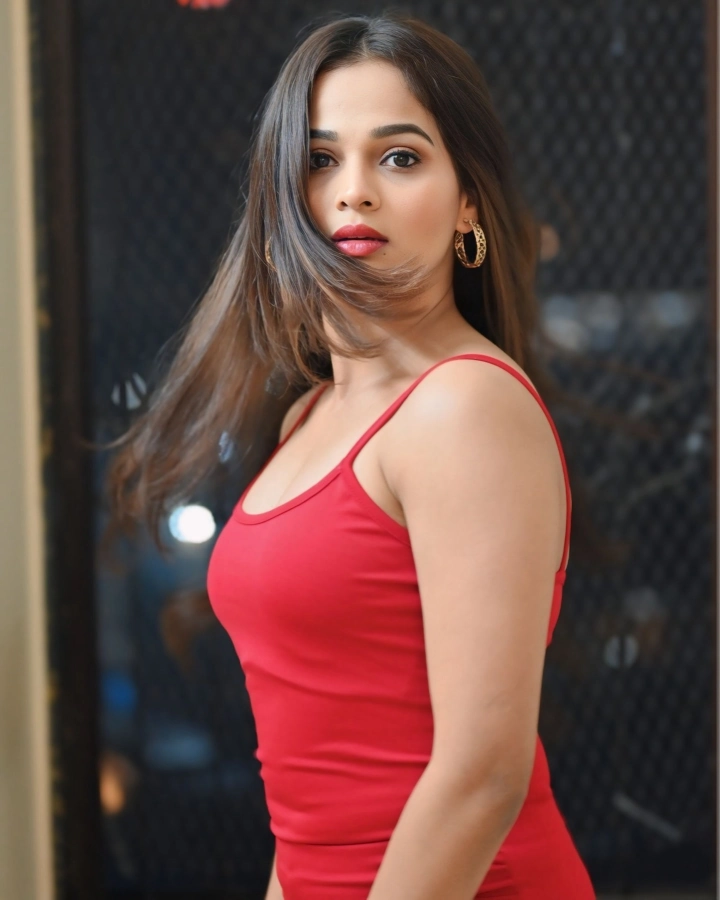 Prajakta Navnale Model