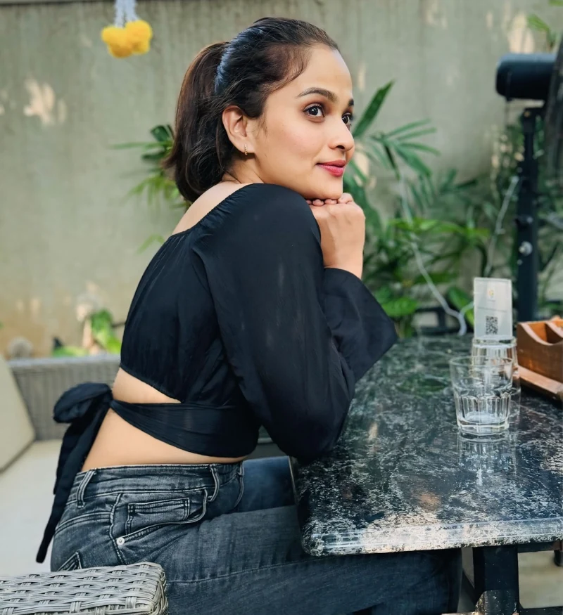 Prajakta Navnale has beautiful Dark Brown eyes