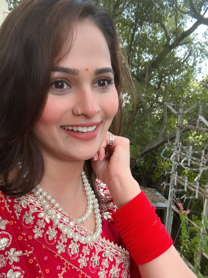 Prajakta Navnale's Sun Kissed Image