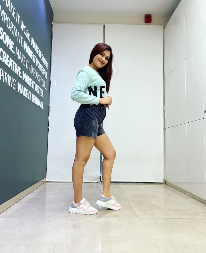 Priyanka Malviya Height