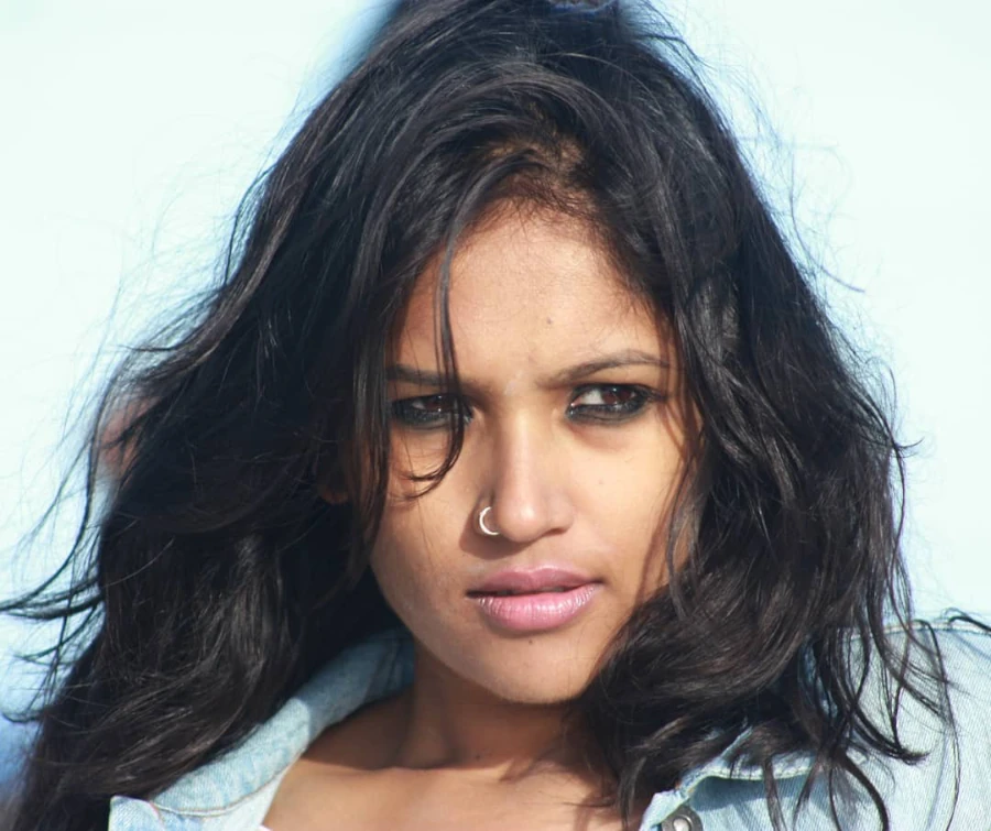 Shruti Bapna Facebook Images