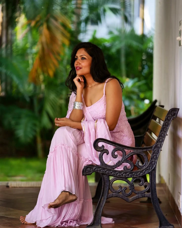 Shruti Bapna Height