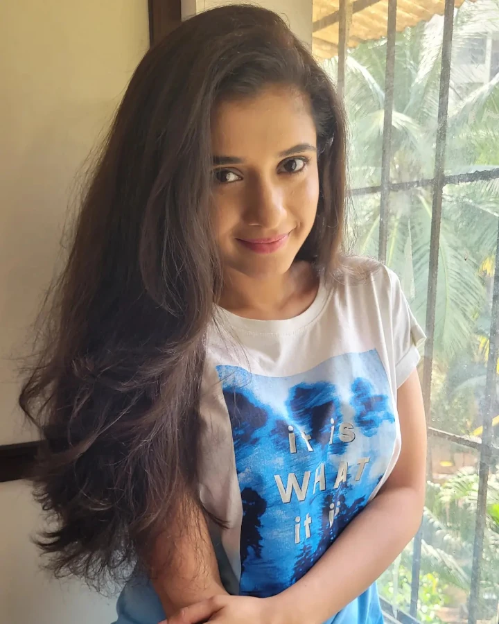 Vaishnavi Kalyankar Facebook Images