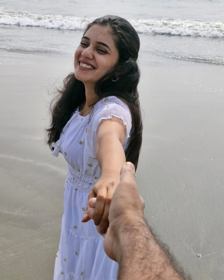Vaishnavi Kalyankar has Beautiful looks & Innocent Smile which makes her different from others