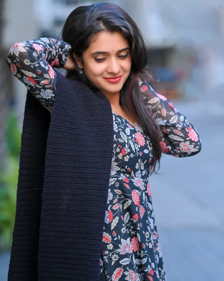 Vaishnavi Kalyankar is also a Beautiful Indian Social Media Influencer