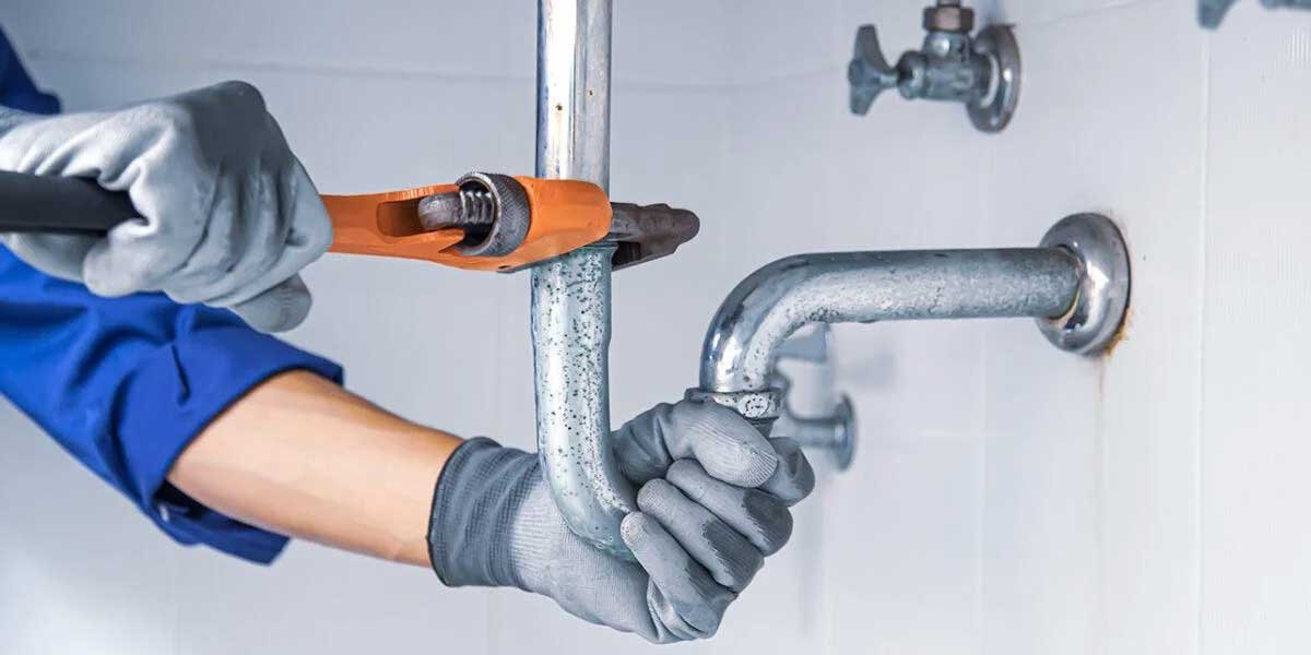 The-Homeowner's-Guide-to-Preventing-Common-Plumbing-Issues