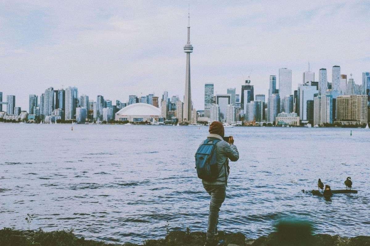 how-toronto-became-a-hotspot-for-celebrity-liposuc-2