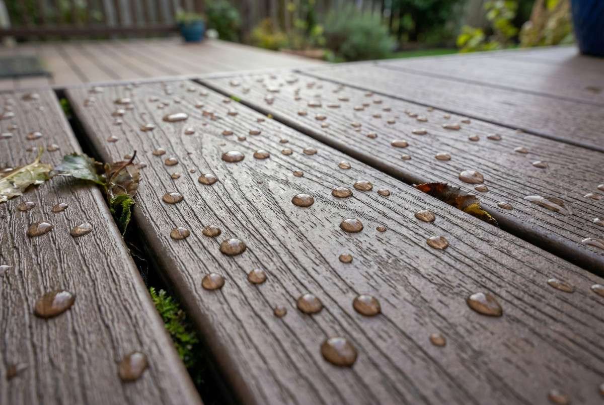 wood-deck-vs-composite-deck-which-lasts-longer-2