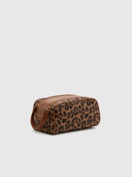 5-travel-pouches-every-frequent-traveller-should-o-2