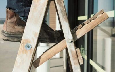 Common Ladder Accident Injuries and Legal Options Explained