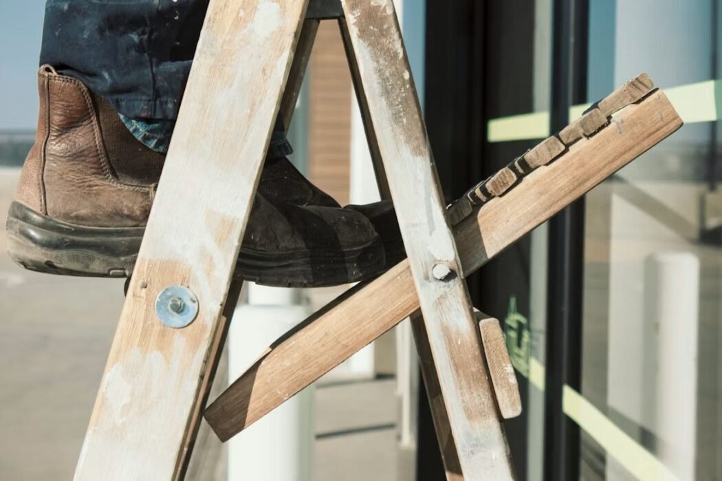common-ladder-accident-injuries-and-legal-options-1