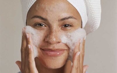 Face Wash for Oily Skin: Get Matte, Shine-Free Skin All Day