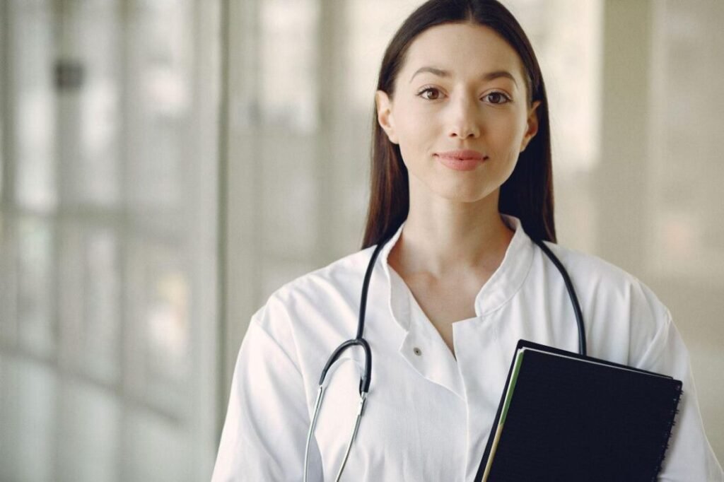 behind-the-scenes-how-on-screen-medical-shows-and-1
