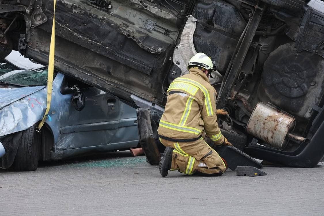 when-celebrities-get-into-car-wrecks-lessons-on-hi-1