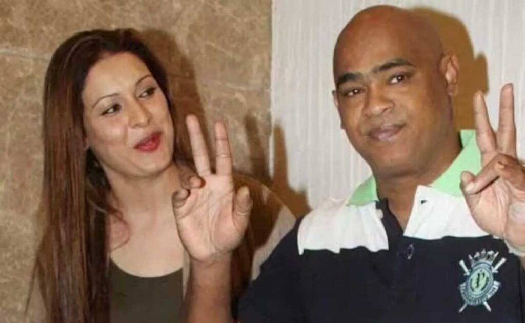 Andrea Hewitt Vinod Kamblis Wife